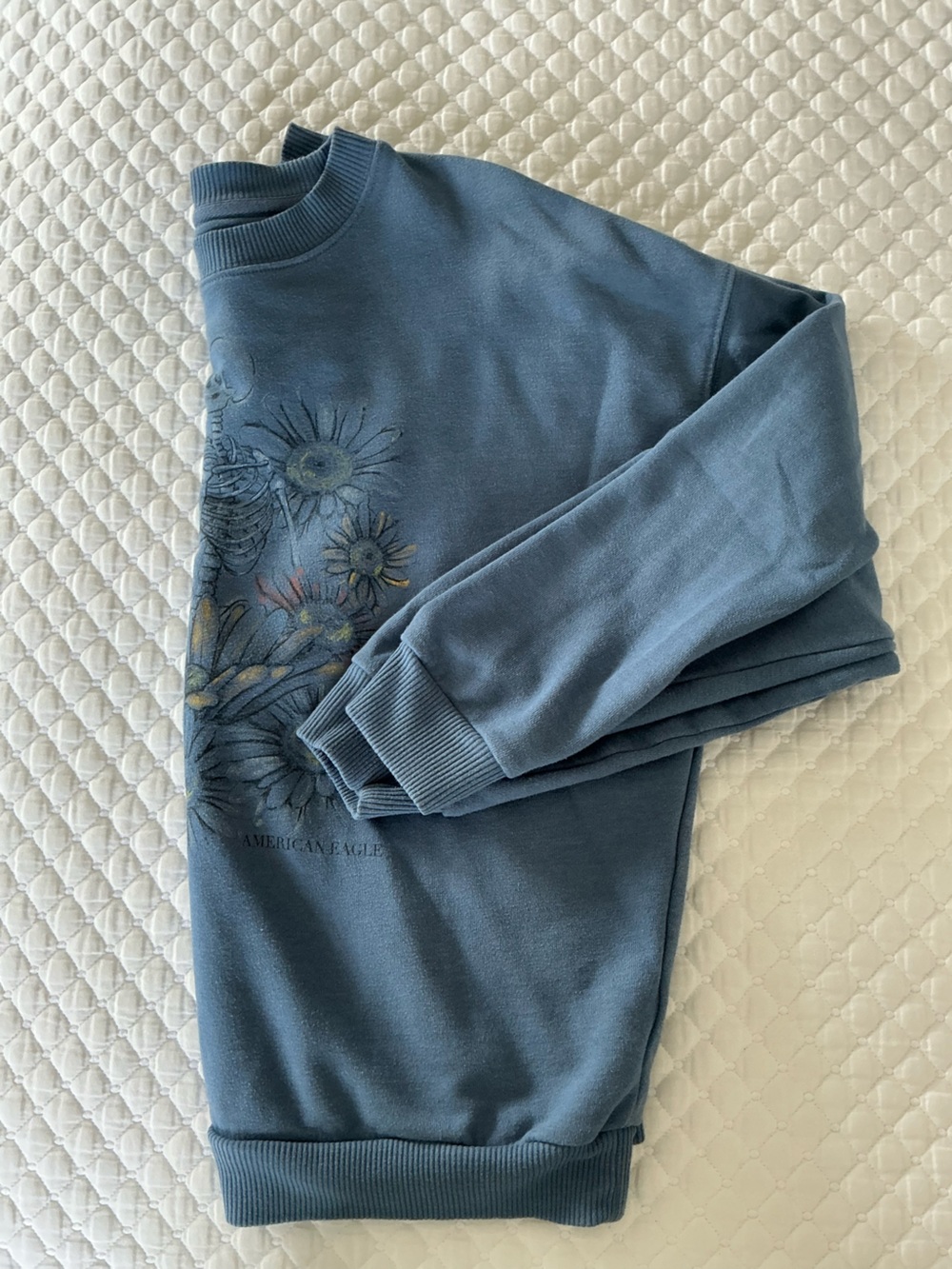 American Eagle Outfitters Dusty Blue Skeleton & Floral Crewneck Sweatshirt M - Picture 8 of 11